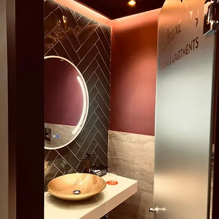 Apartment Deluxe *